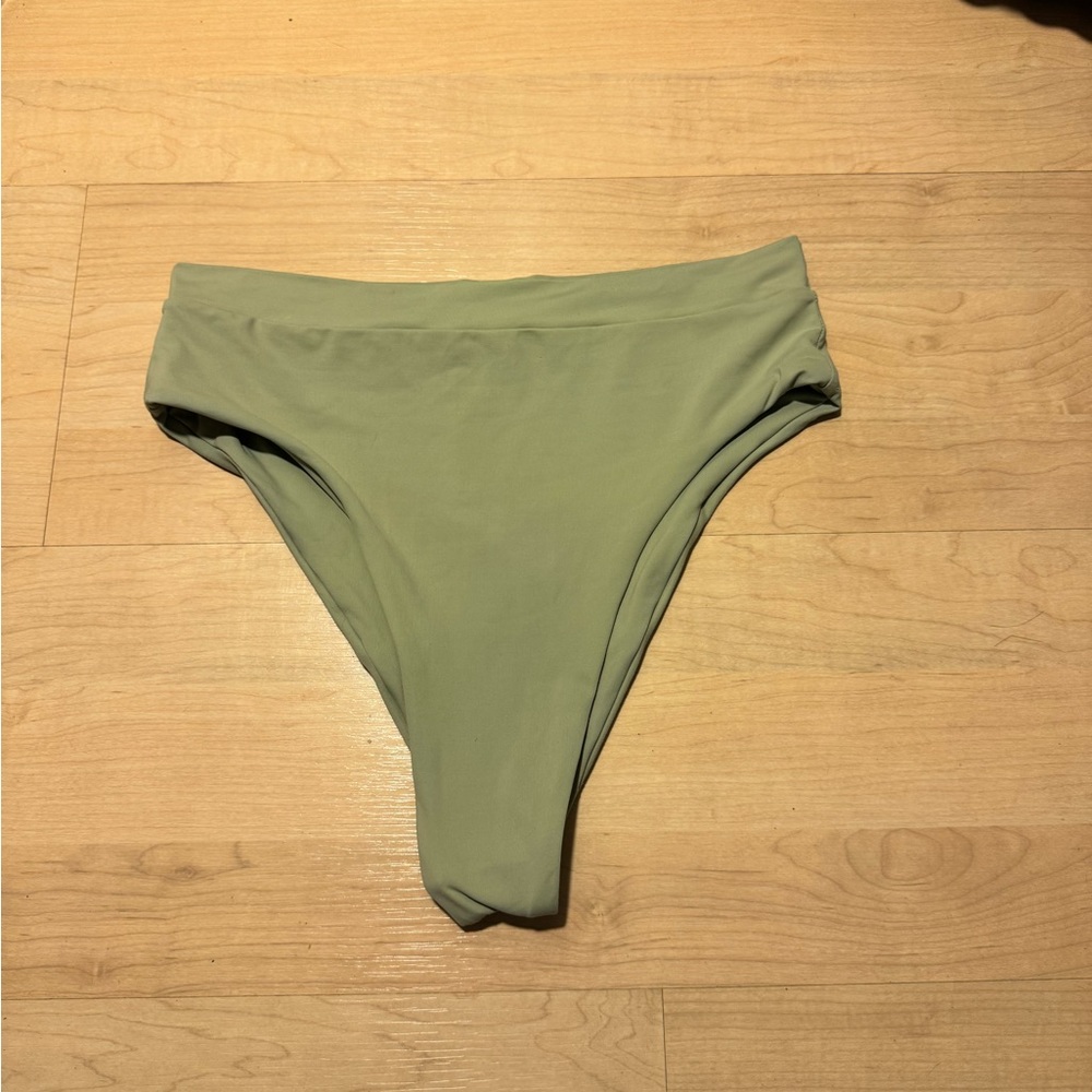 Toast swim bottoms